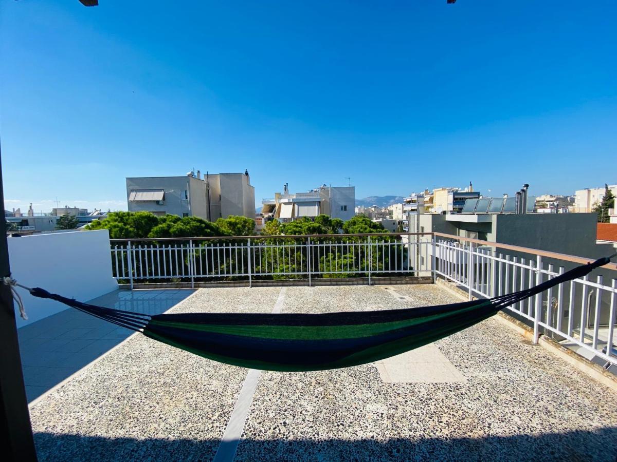 地铁站旁,免费停车位,距机场15分钟车程,独享80平米露台和美景,星空帐篷,舒适淋浴,宽敞3间房3张双人床公寓 Ateny Zewnętrze zdjęcie